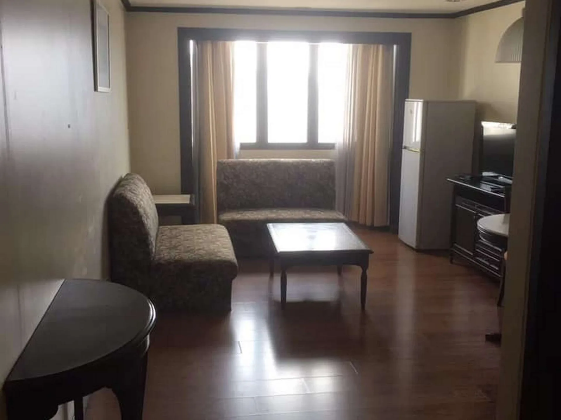 Property photos for Omni Tower Sukhumvit Nana