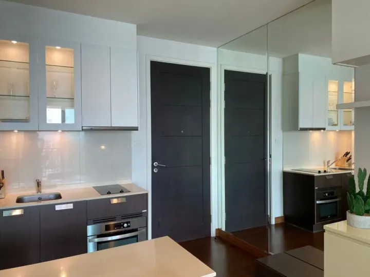 Property photos for Ivy Thonglor