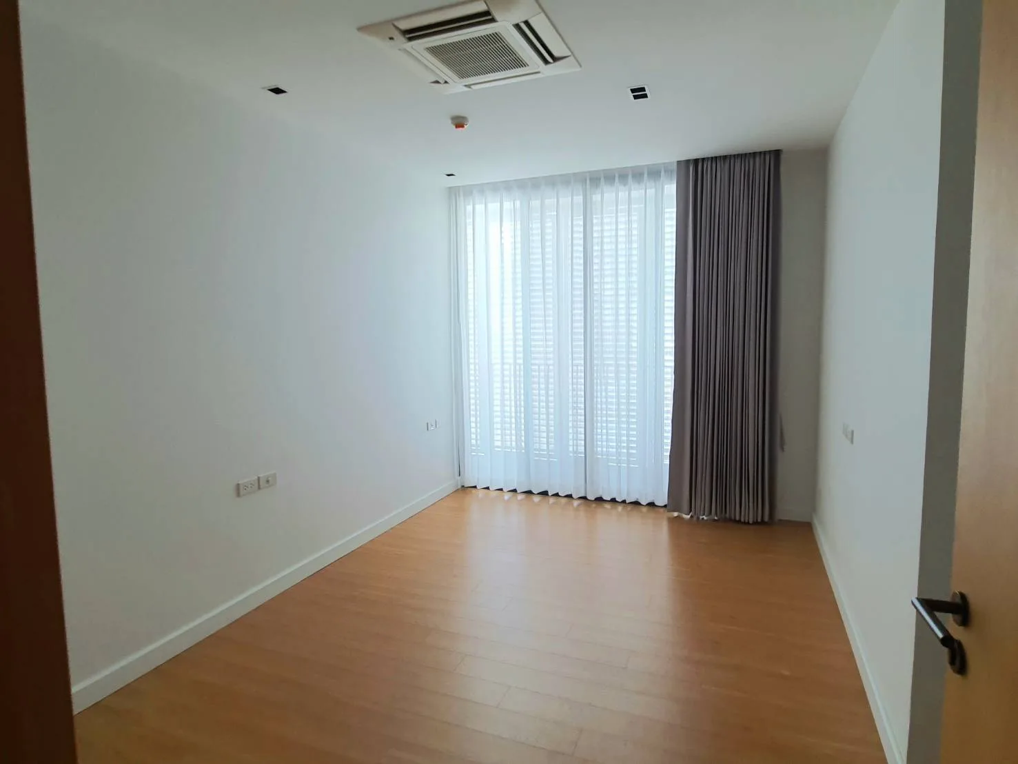 Property photos for Chern Residence