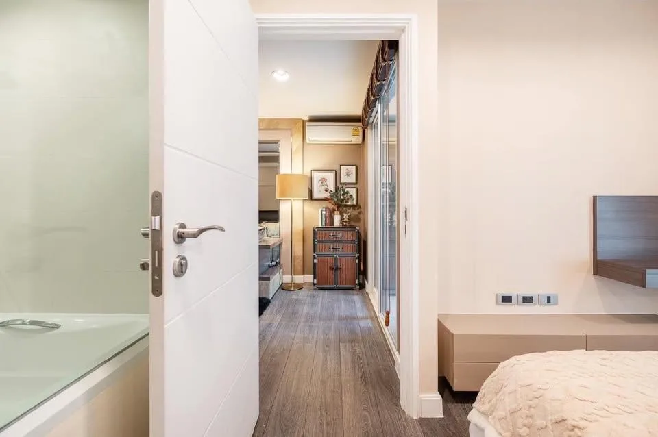 Property photos for The Crest Sukhumvit 49