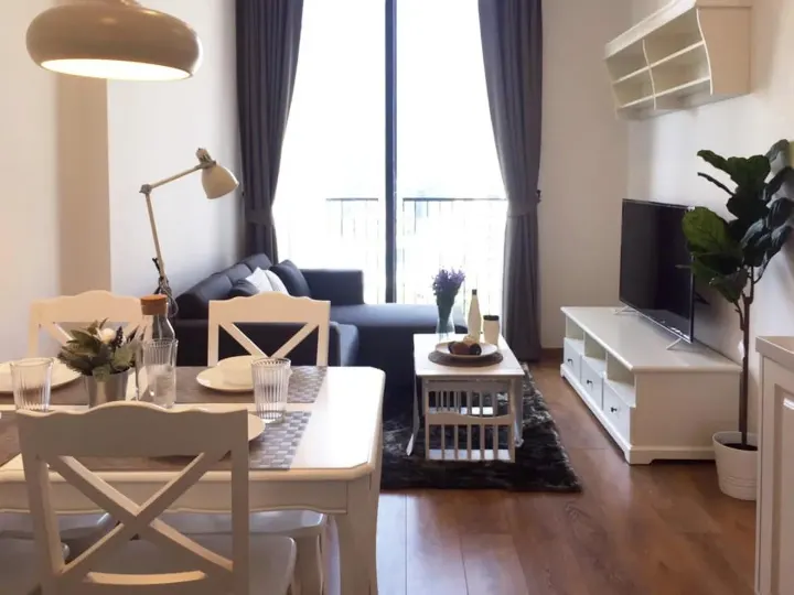 Property photos for Noble BE 33