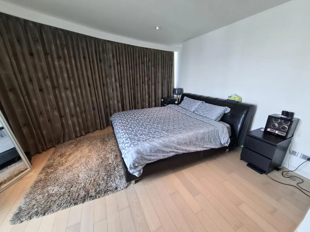 Property photos for Eight Thonglor Residence