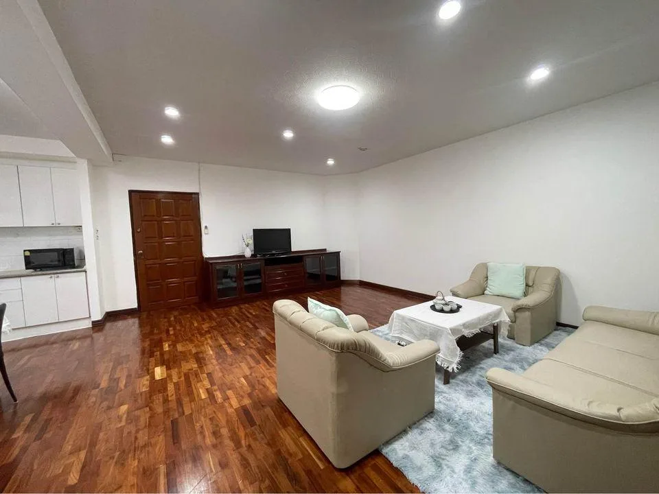Property photos for P.r. Home 2 Thonglor Soi 8
