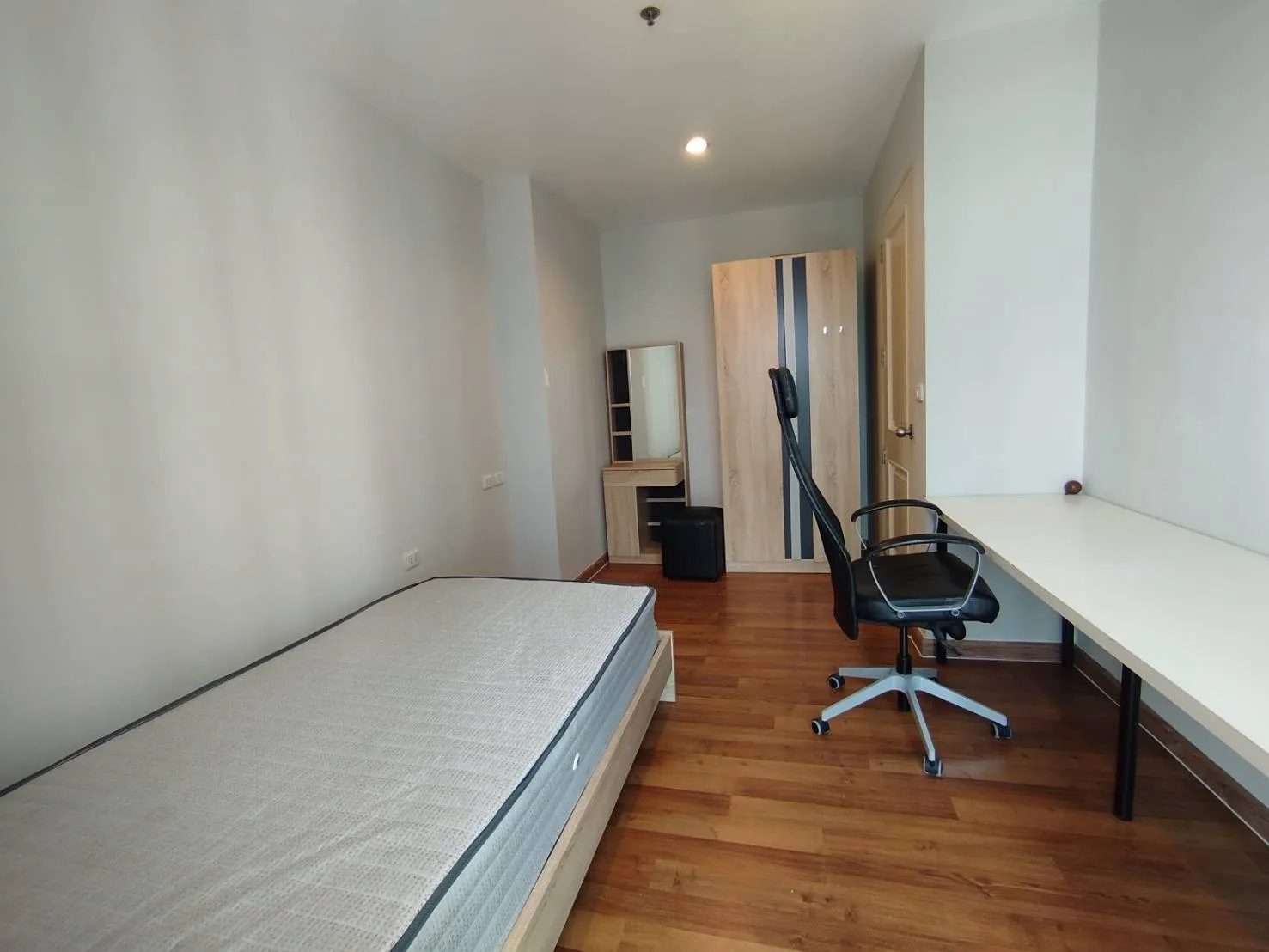 Property photos for The Mark Ratchada - Airport Link