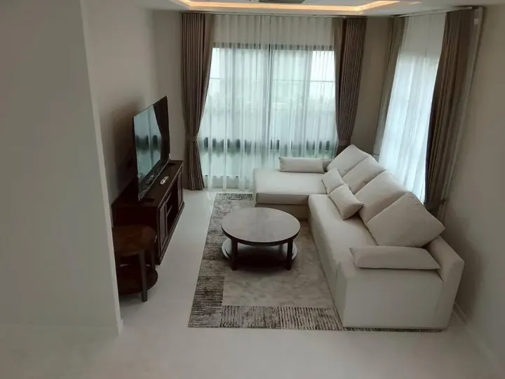Property photos for Sansiri 10 East