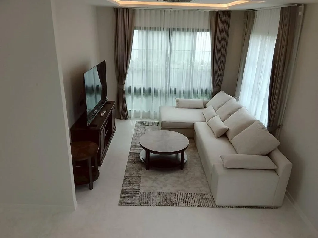 Property photos for Sansiri 10 East