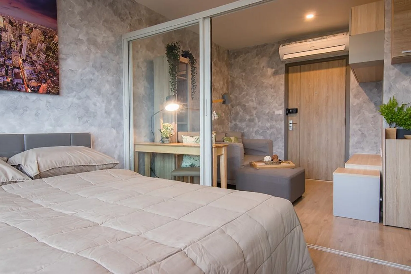 Property photos for IDEO O2
