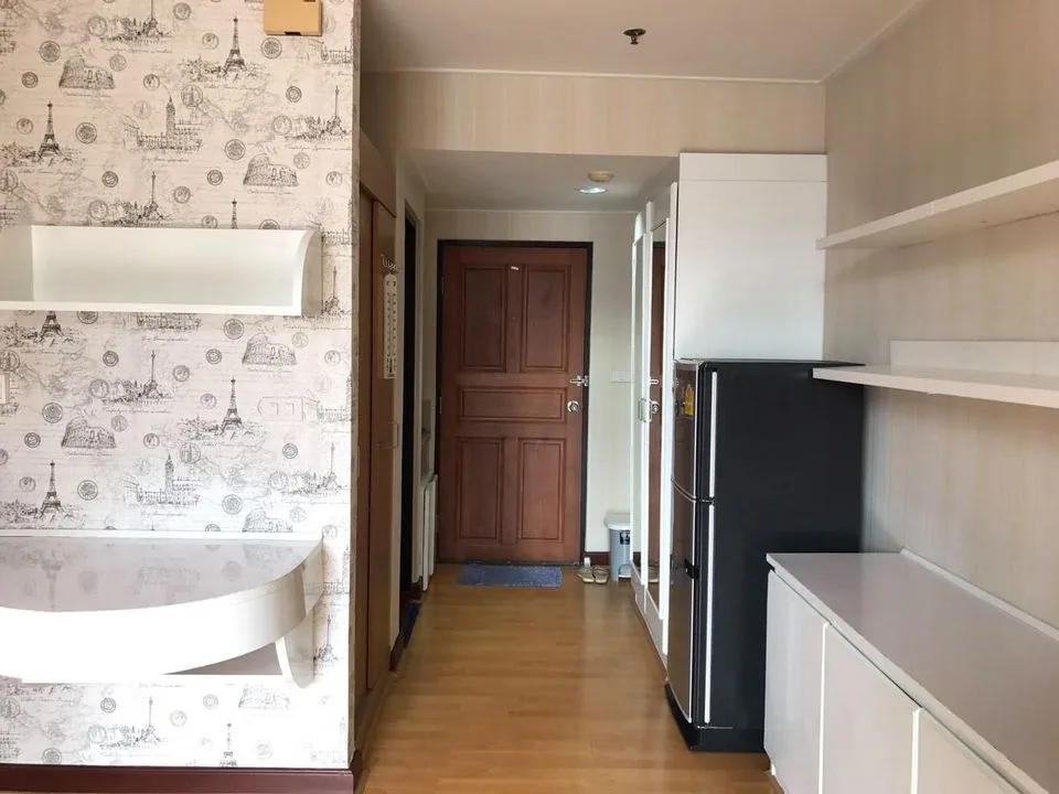 Property photos for Phayathai Place