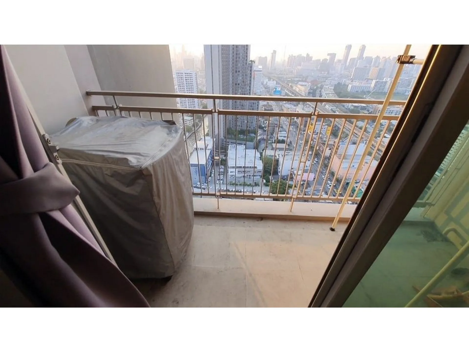 Property photos for Thru Thonglor