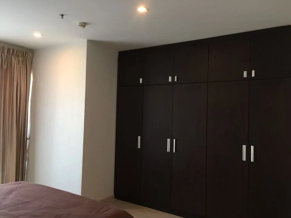 Property photos for Noble Reflex