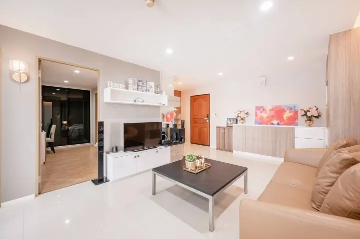 Property photos for Petch 9 Tower