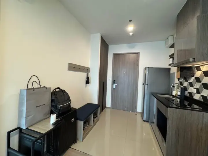 Property photos for The Base Phetchaburi-thonglor