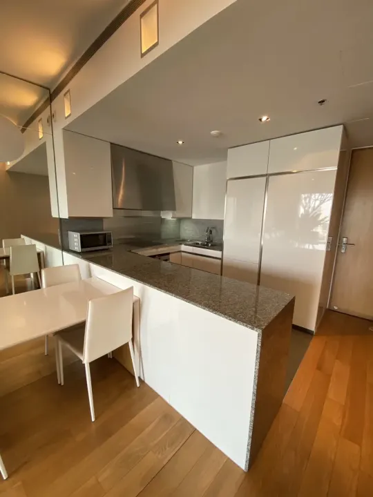 Property photos for The Met