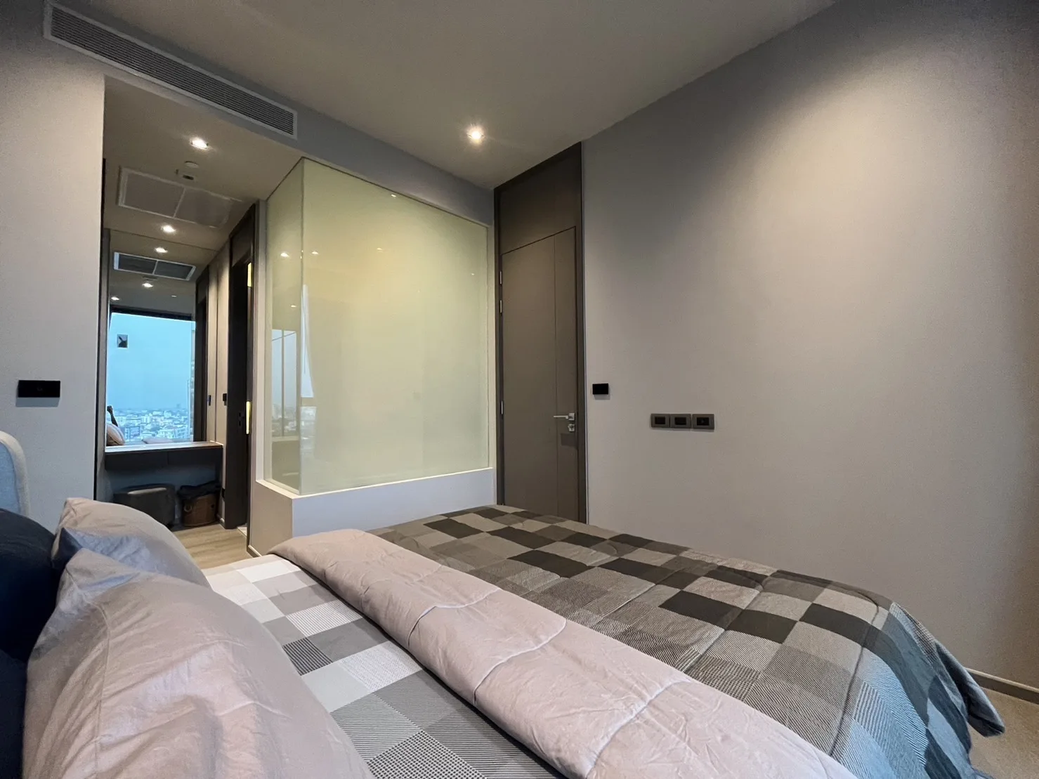 Property photos for Hyde Heritage Thonglor