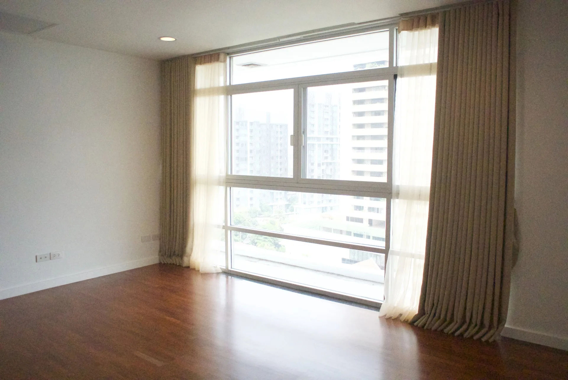 Property photos for La Cascade