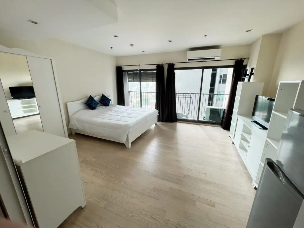 Property photos for Noble Remix