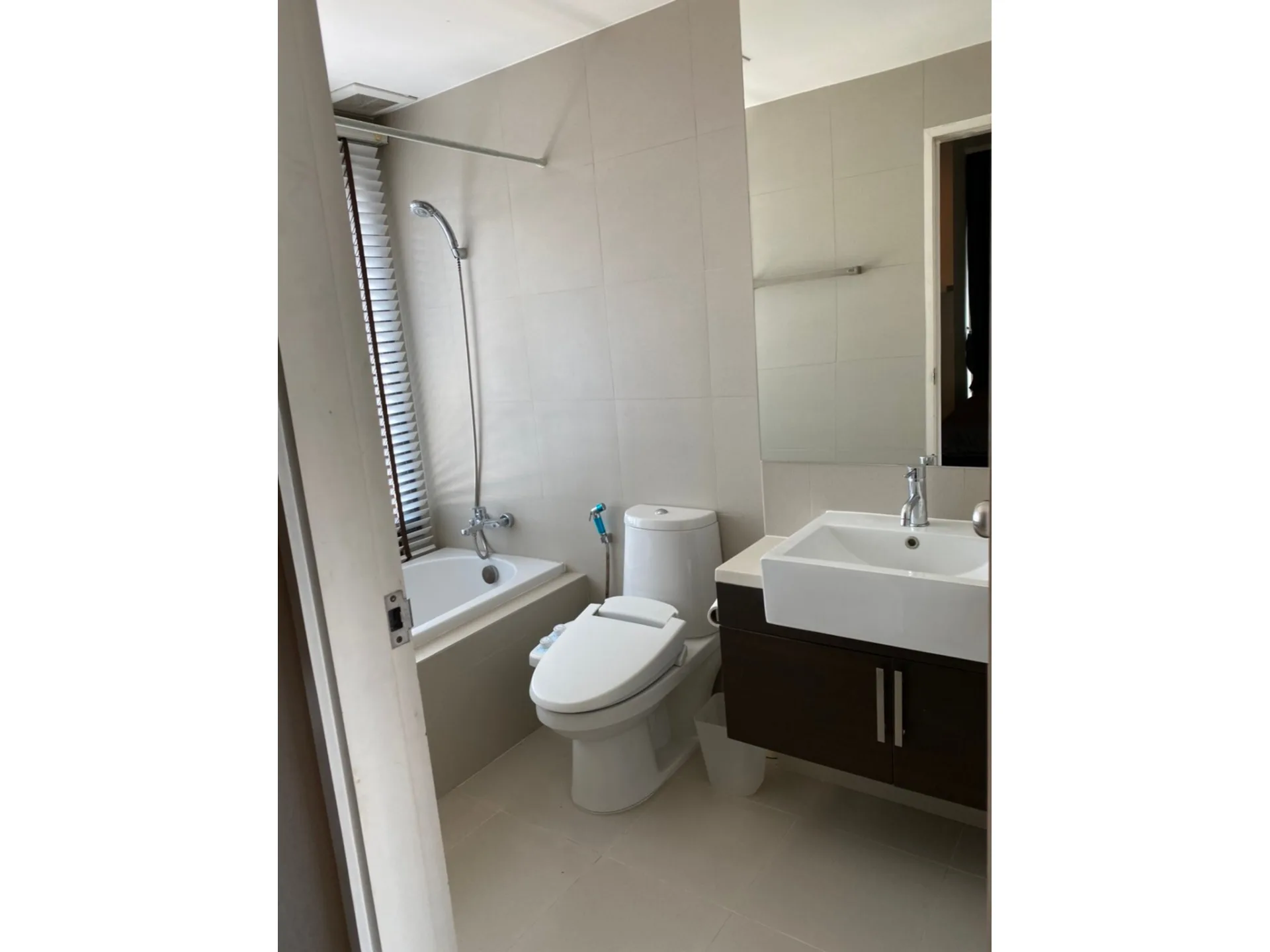 Property photos for Noble Remix