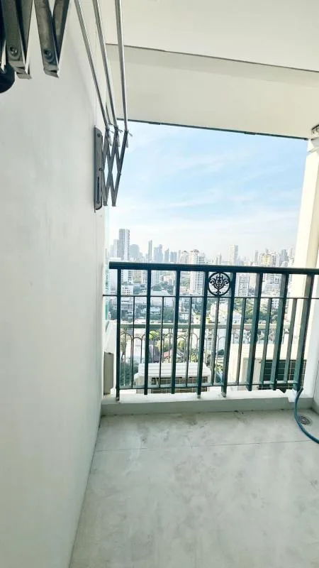 Property photos for Ivy Thonglor