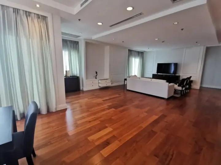 Property photos for Royal Residence Park