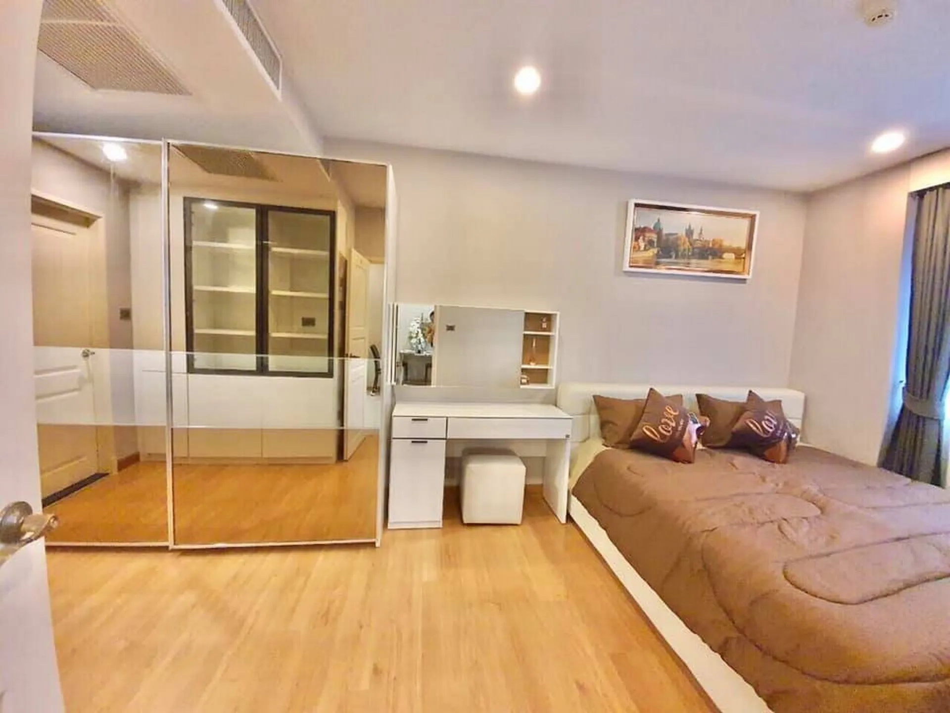 Property photos for Supalai Wellington
