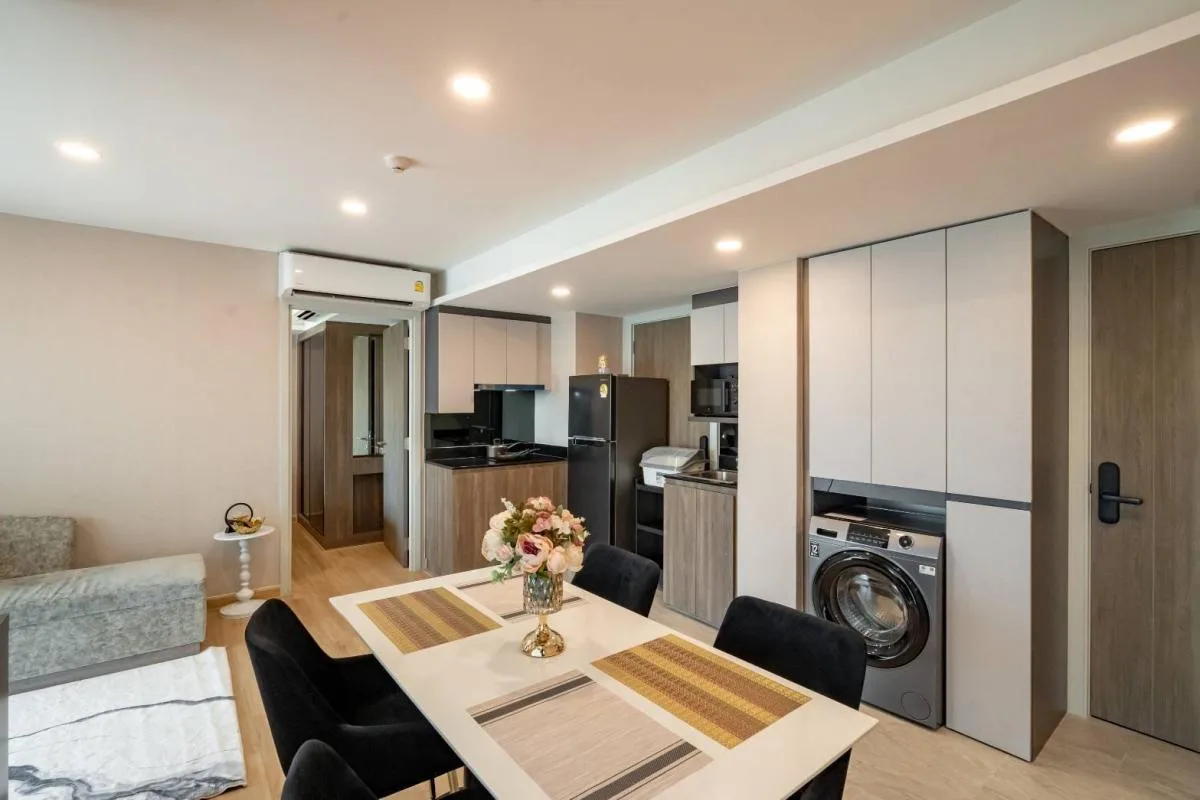 Property photos for Lloyd Soonvijai-thonglor