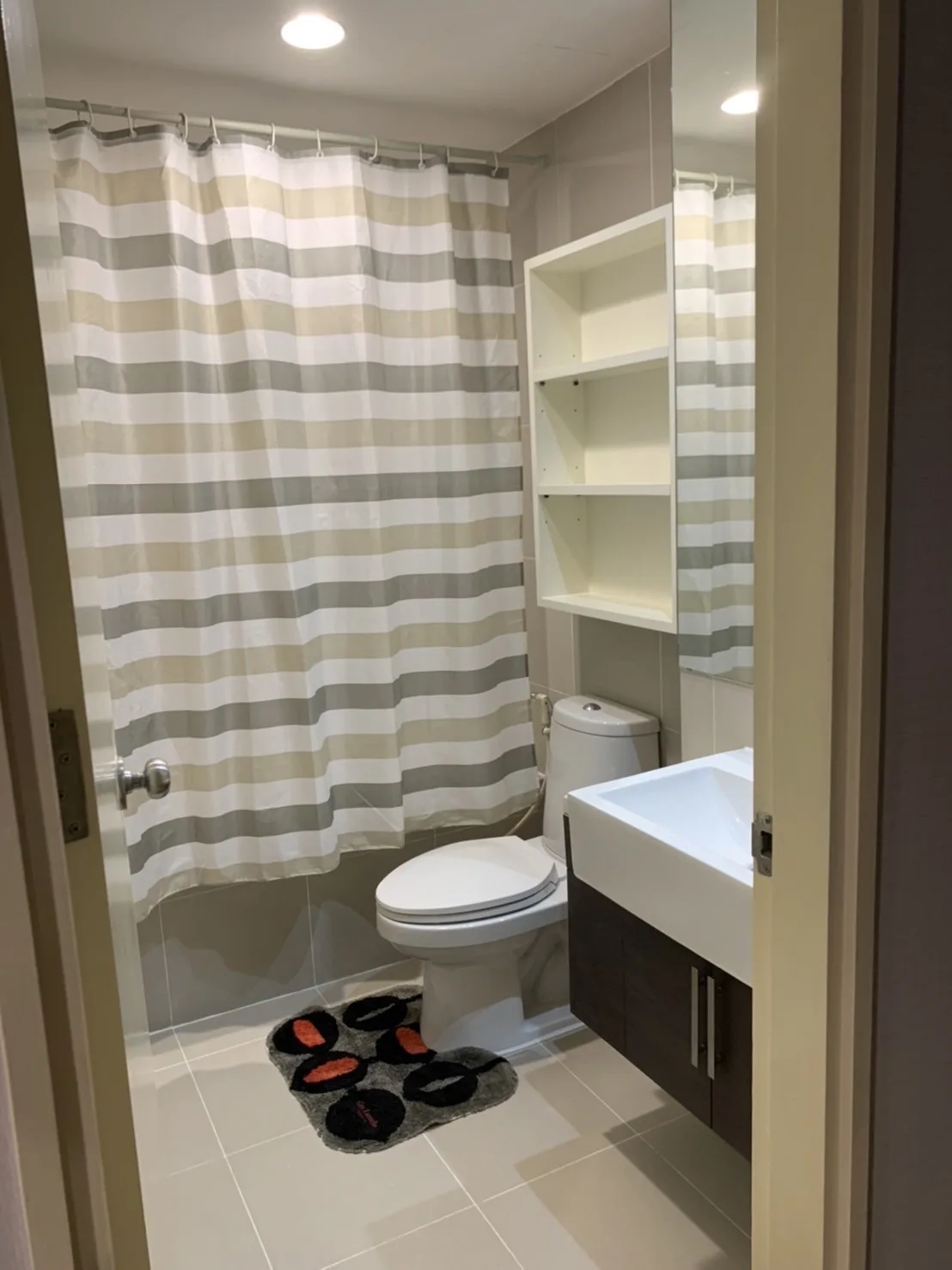 Property photos for Noble Remix