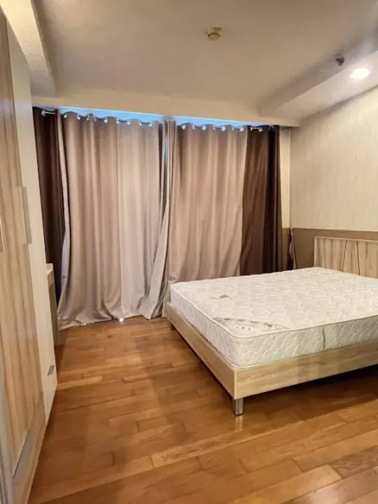 Property photos for THE LINE Phahonyothin Park