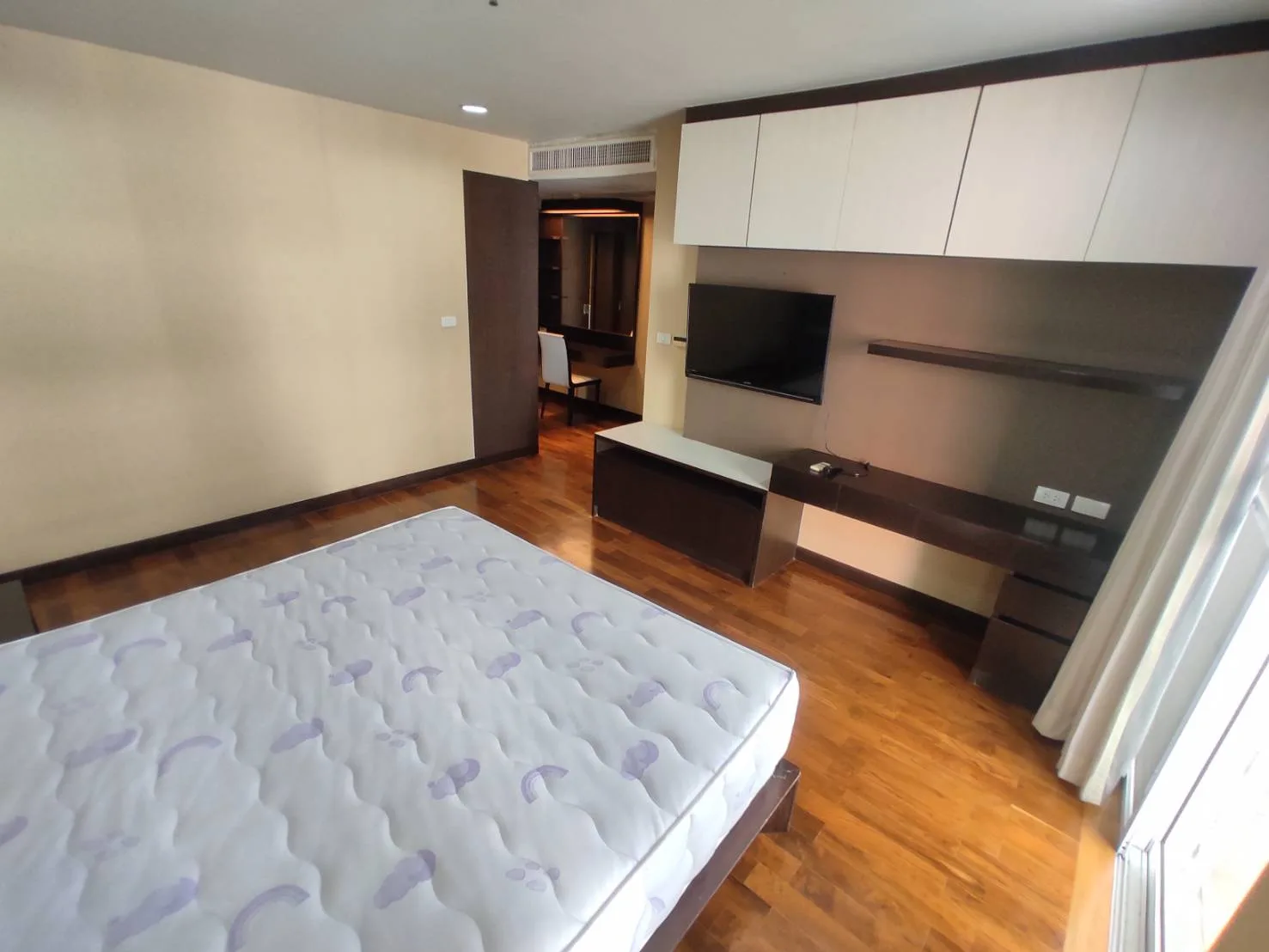 Property photos for Richmond Hills Residence Thonglor 25