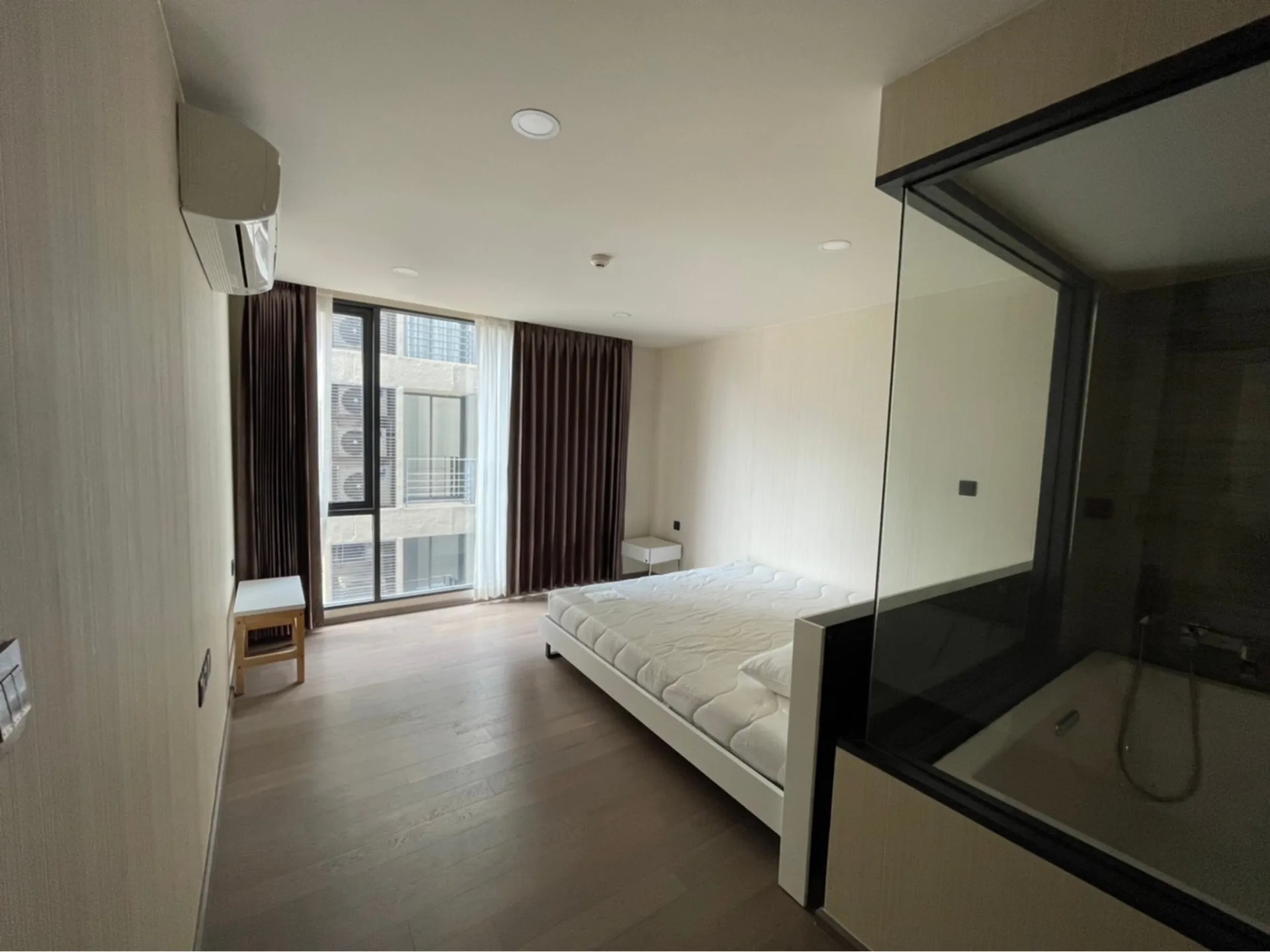 Property photos for Klass Sarasin - Rajdamri