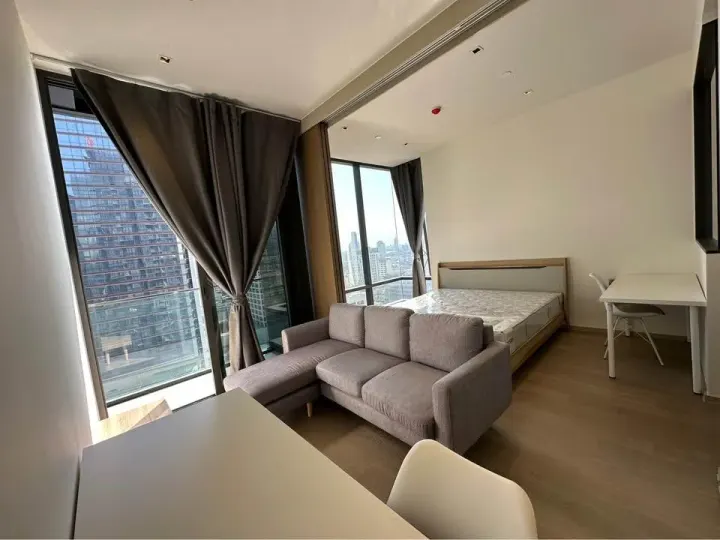 Property photos for Ashton Silom
