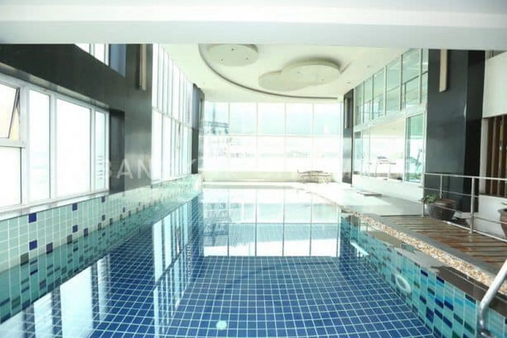 Property photos for Zenith Place  Sukhumvit 71