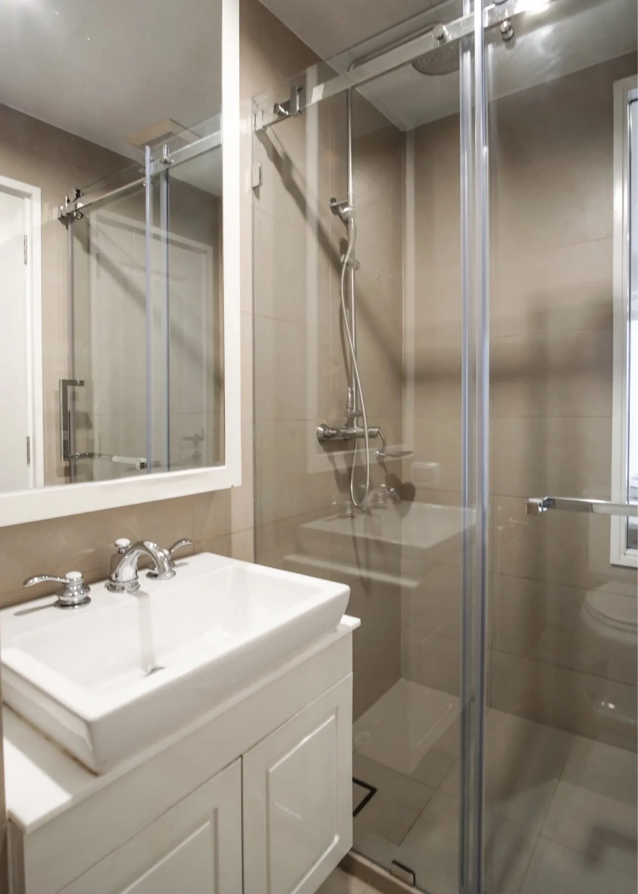 Property photos for Condolette Dwell Sukhumvit 26
