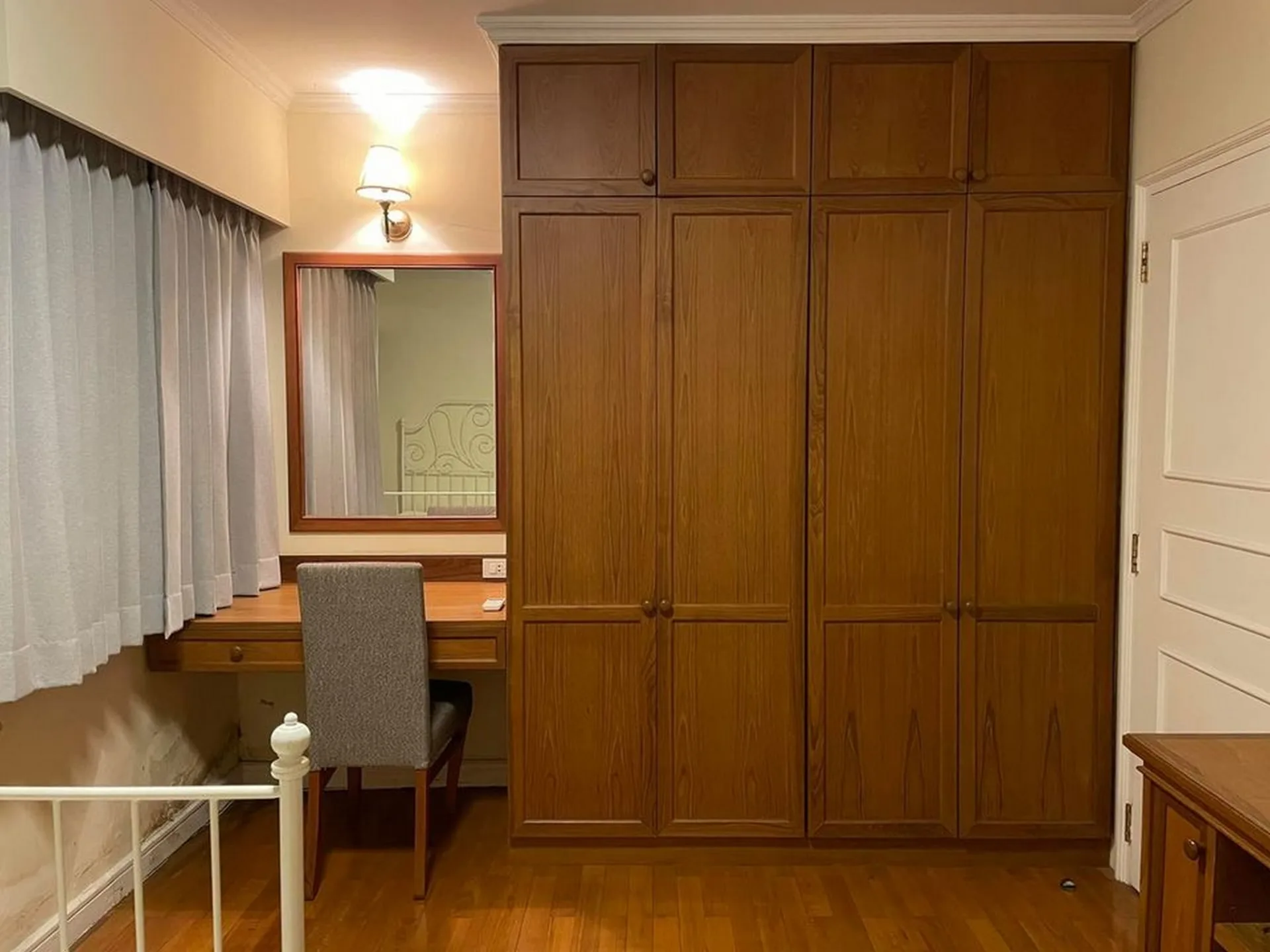 Property photos for Sathorn Gardens