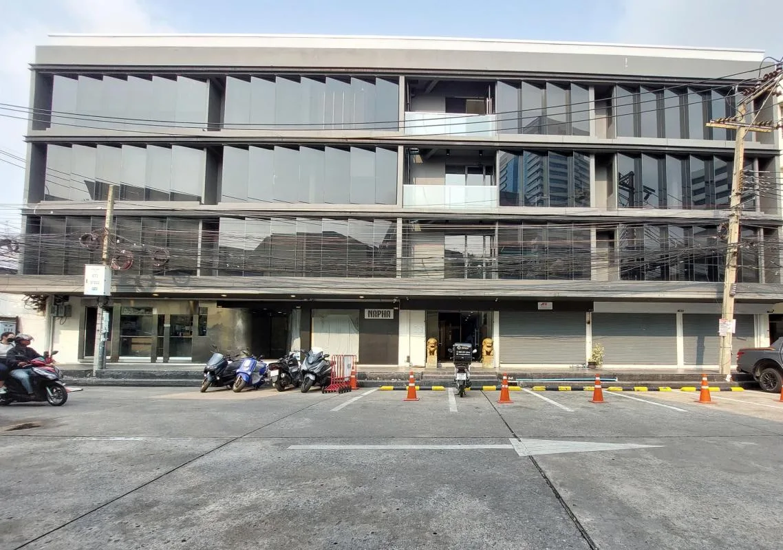 Property photos for Office Space Rama 4