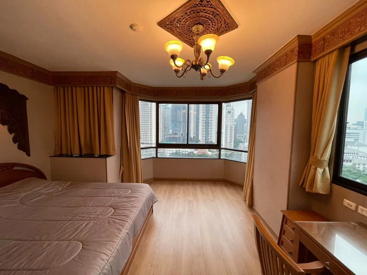 Property photos for Supalai Oriental Place Sathorn - Suanplu
