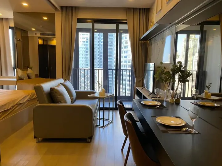 Property photos for Ashton Asoke
