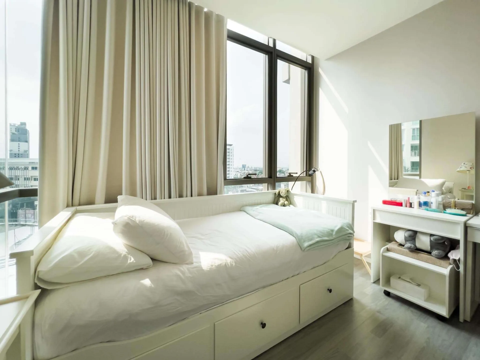 Property photos for The Room Sukhumvit 64
