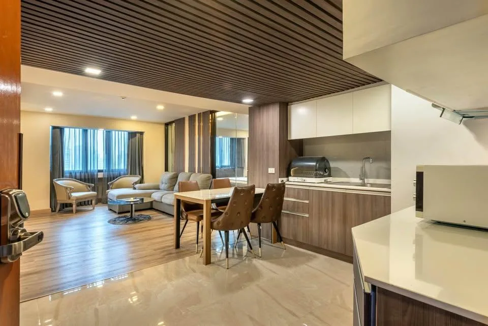 Property photos for Omni Tower Sukhumvit Nana