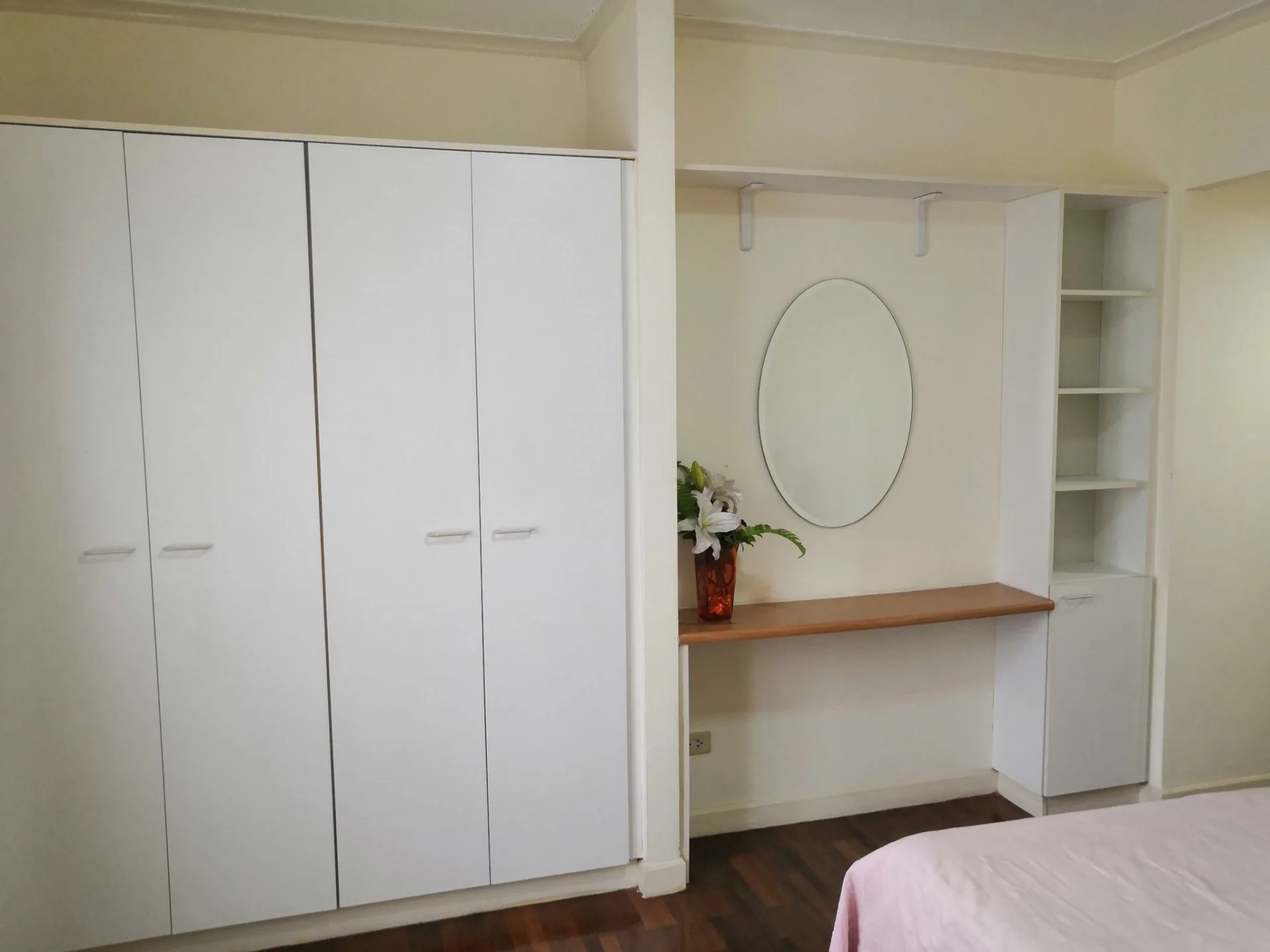 Property photos for Lily House