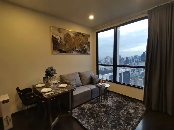 Property photos for Park Origin Thonglor