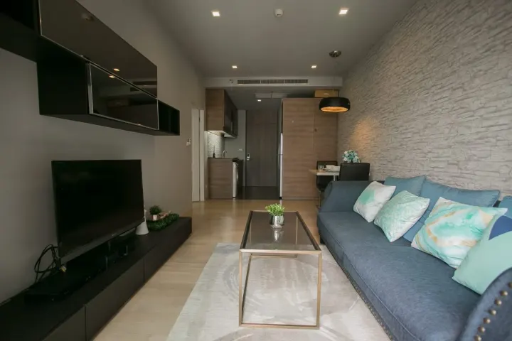 Property photos for Noble Refine