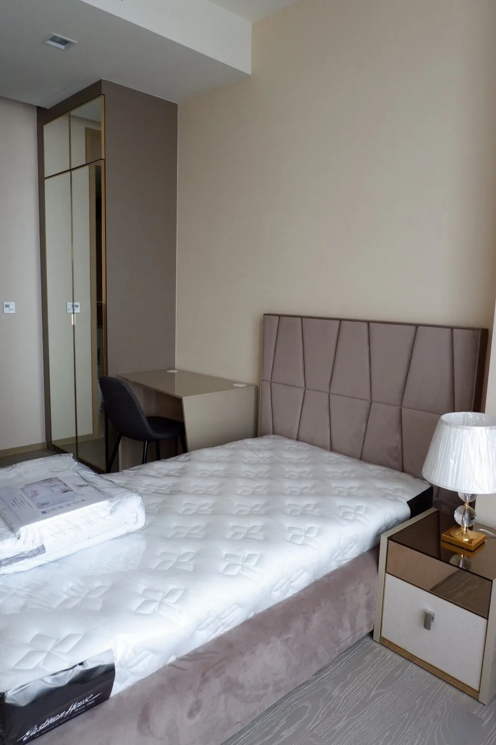 Property photos for The Esse Asoke