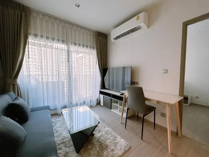 Property photos for Life Asoke Hype
