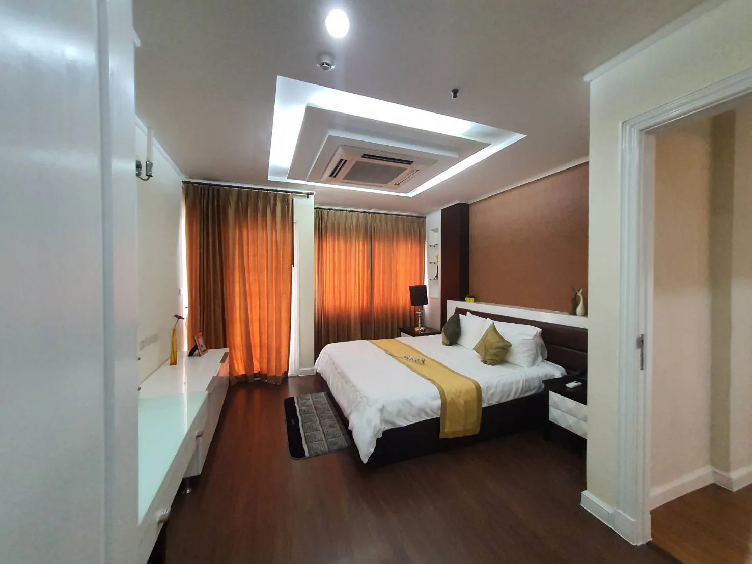 Property photos for The Millard