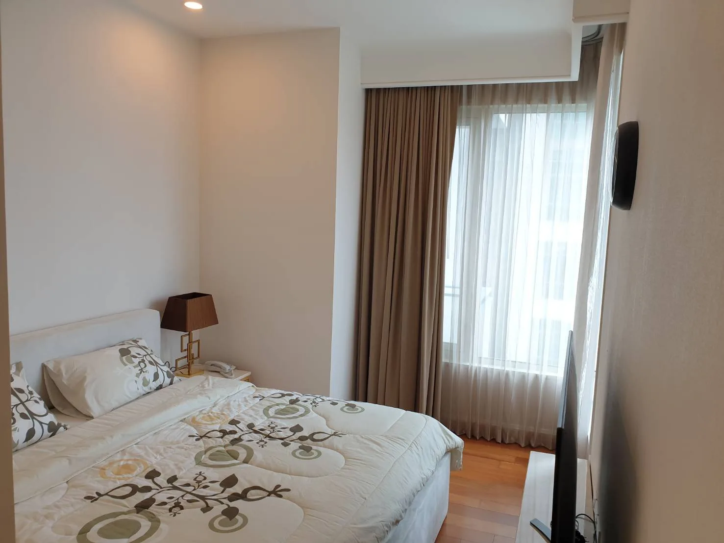 Property photos for Q Langsuan