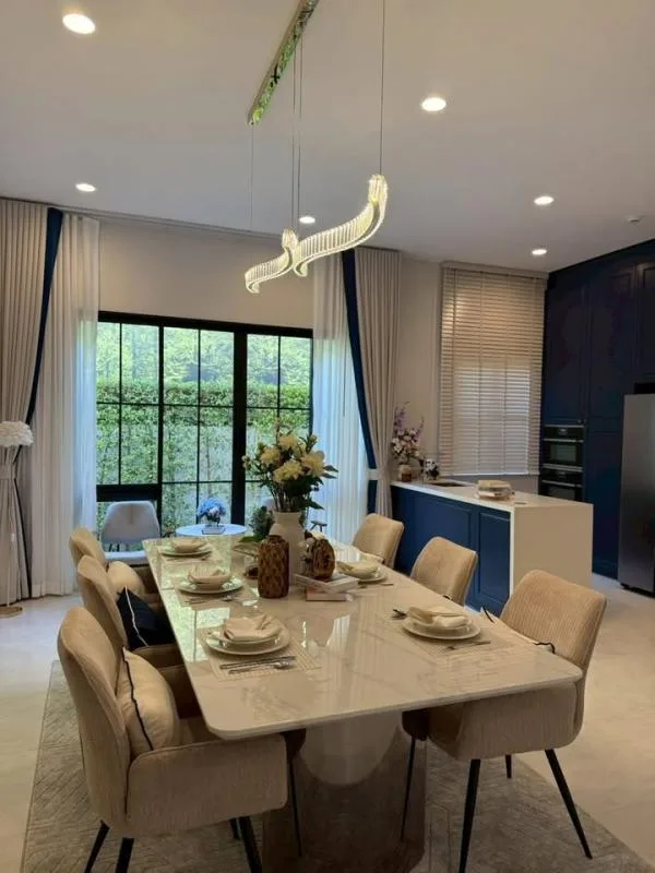 Property photos for Narasiri Phahol-watcharapol