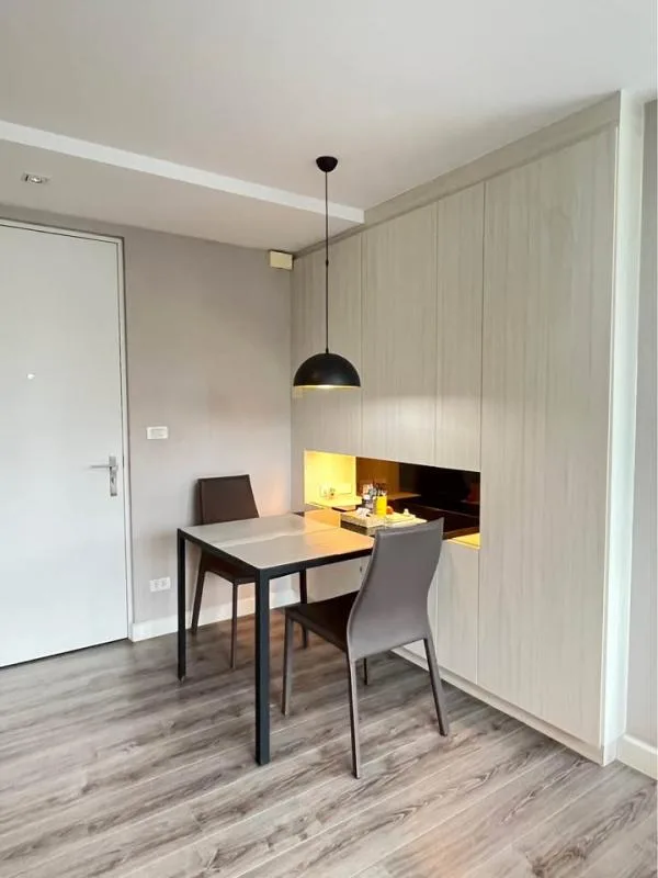 Property photos for The Room Sukhumvit 40
