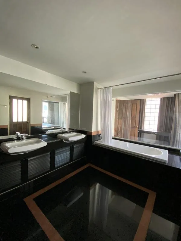 Property photos for Baan Thirapa