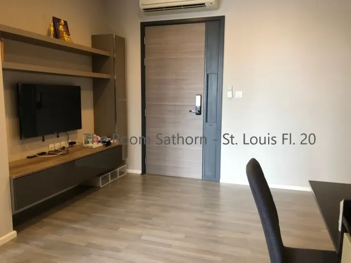Property photos for The Room Sathorn - St.Louis