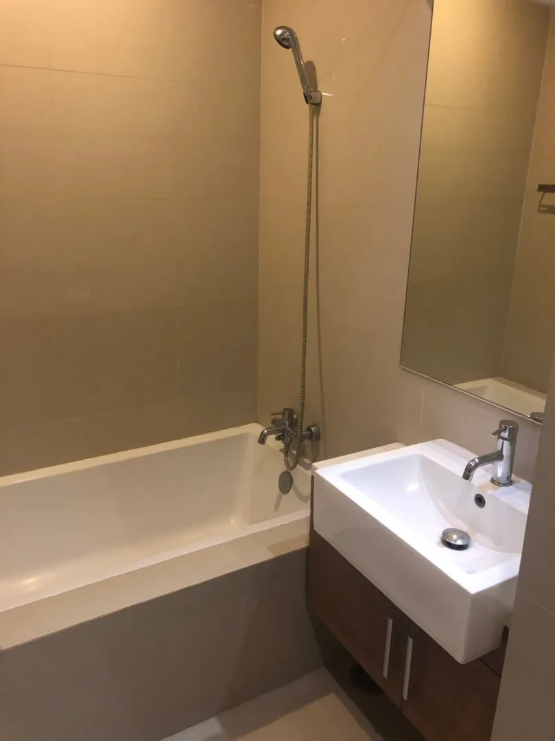 Property photos for Noble Reveal